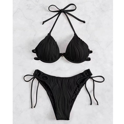Bikini triangle femme en look côtelé structuré avec des liens latéraux Chic und Stil