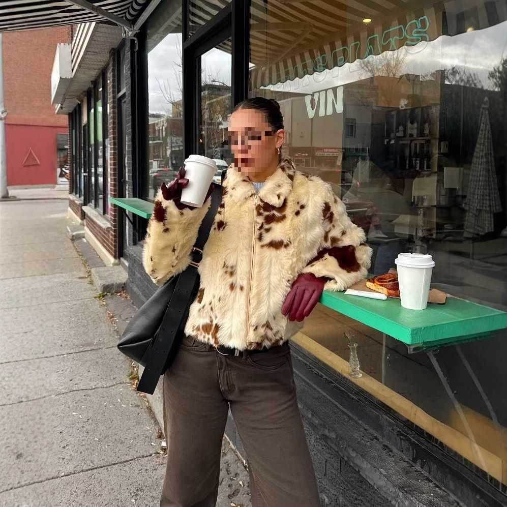 Dames élégant manteau en fausse fourrure avec imprimé animal moderne Chic und Stil