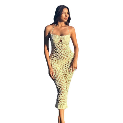Robe de plage en crochet pour femmes avec un design séduisant off-shoulder et des détails aériens Chic und Stil