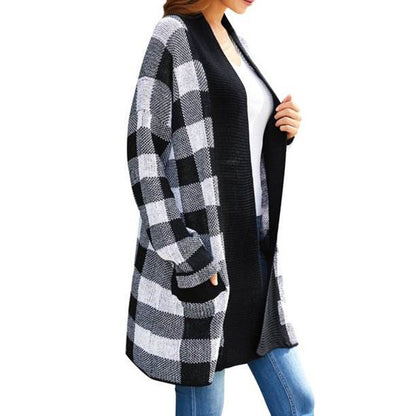 Cardigan pour femmes avec motif à carreaux et coupe décontractée Chic und Still