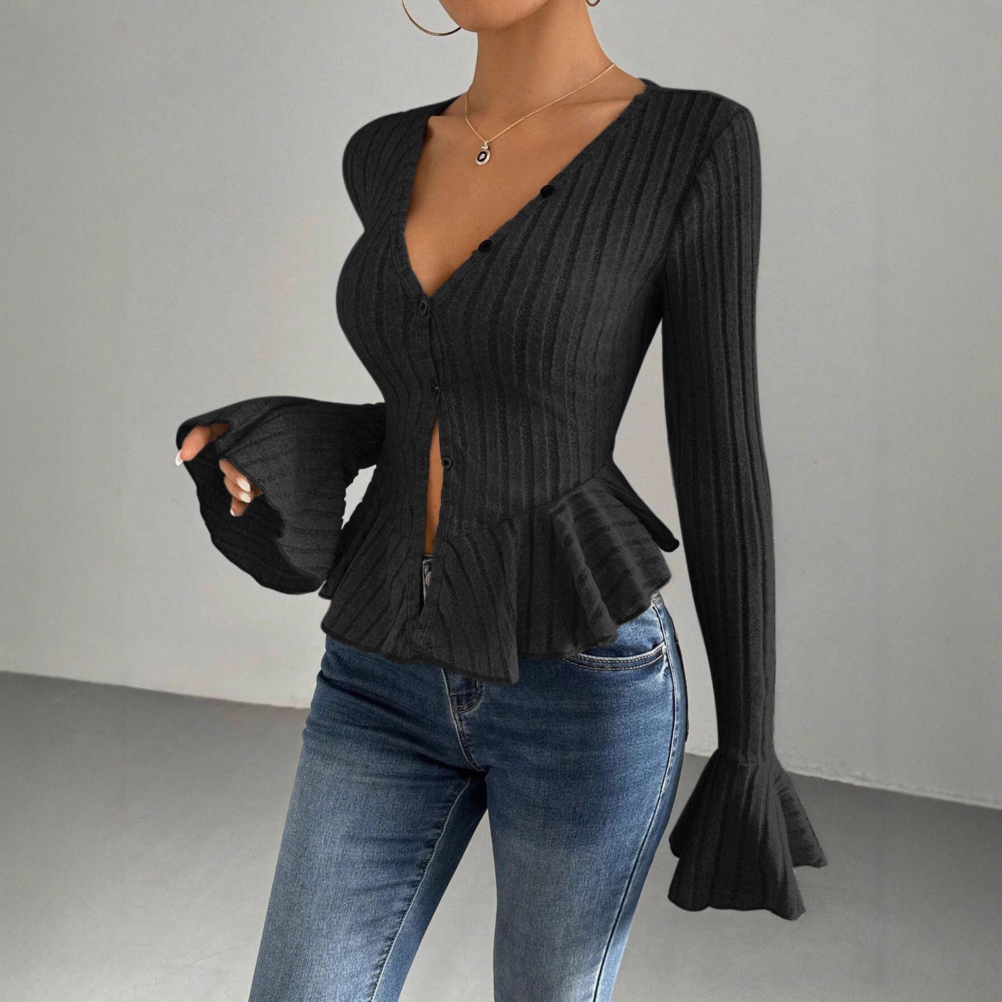 Dame tricot top avec design plissé raffiné et patte de boutonnage Chic und Stil