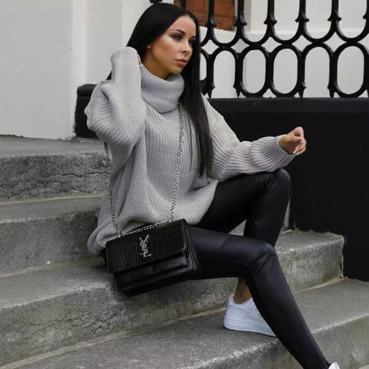 Pull en grosse maille pour femmes avec col montant et coupe décontractée Chic und Still