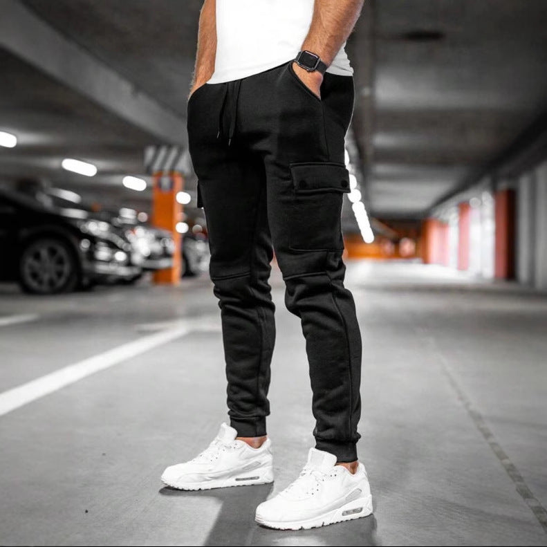 Cargo sweatpants for men with versatile pockets and modern cut Chic and Style
