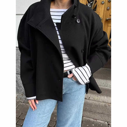 Damen Übergangsjacke mit hohem Kragen und Knopfdetails Chic und Stil