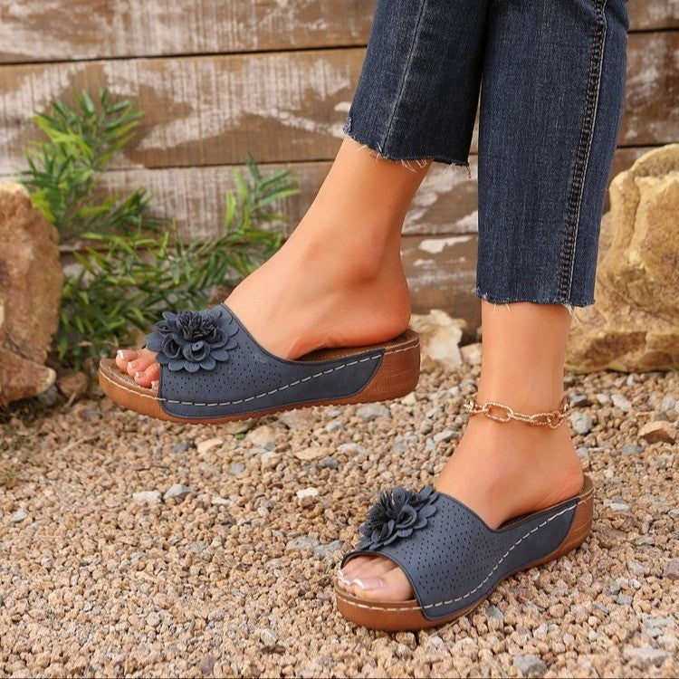 Sandales glissantes pour femmes ornées de fleurs Chic und Stil
