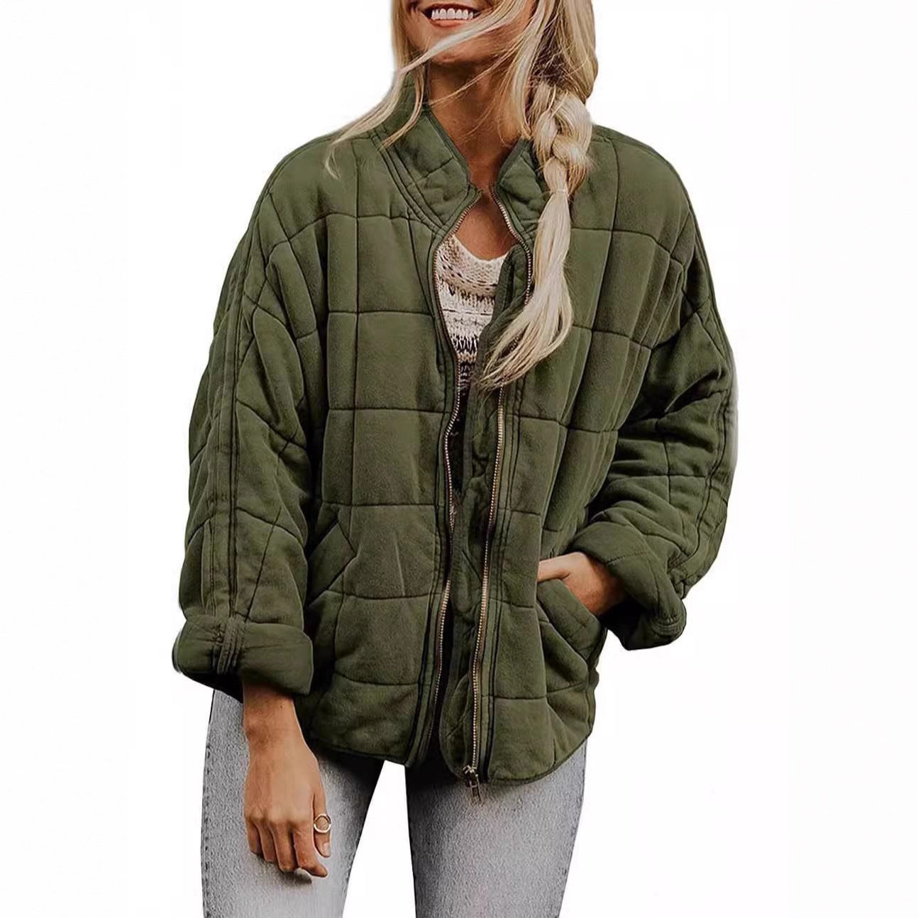 Quilted jacket for women with high collar and practical pocket Chic and Style