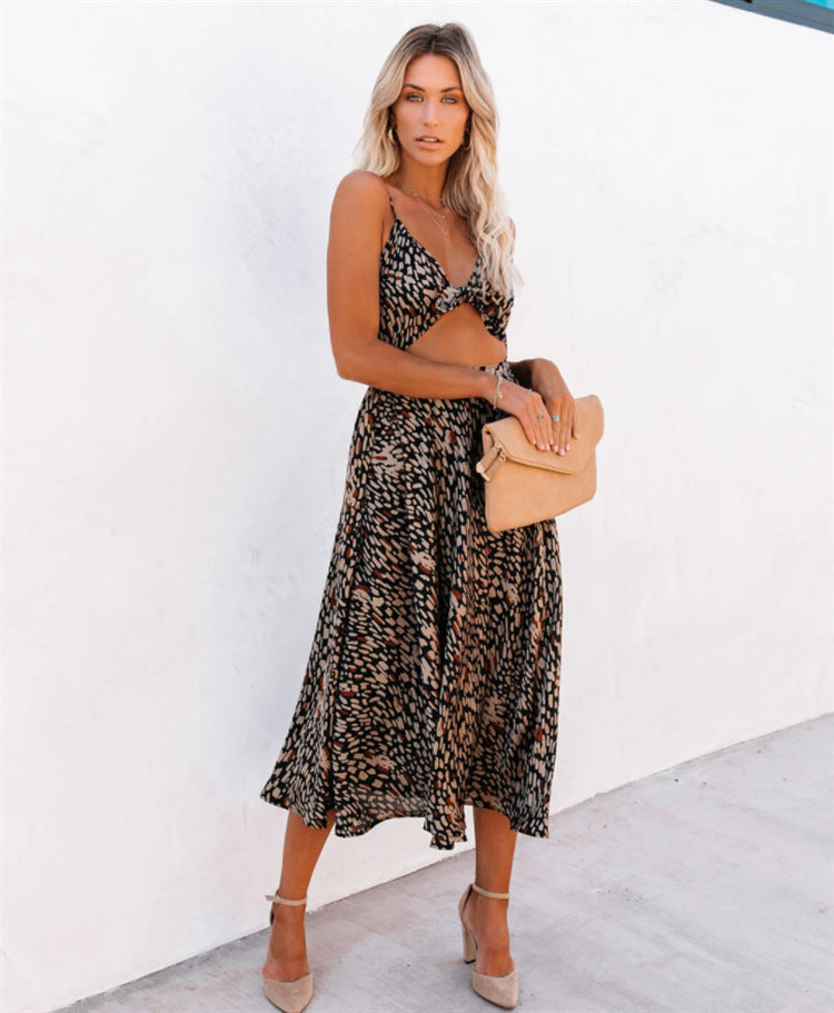 Robe midi femme avec une coupe ludique et un matériau fluide Chic und Stil