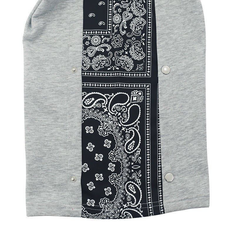 High-quality leisure pants for men with decorative print details Chic and Style