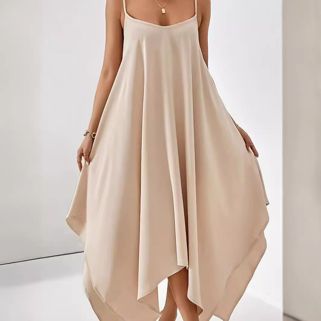 Robe à bretelles spaghetti aérienne pour femmes avec ourlet asymétrique et tissu doux Chic und Stil