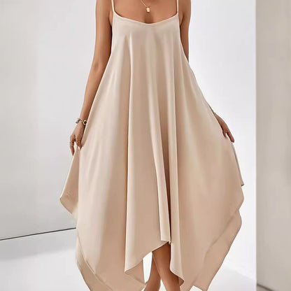 Robe à bretelles spaghetti aérienne pour femmes avec ourlet asymétrique et tissu doux Chic und Stil