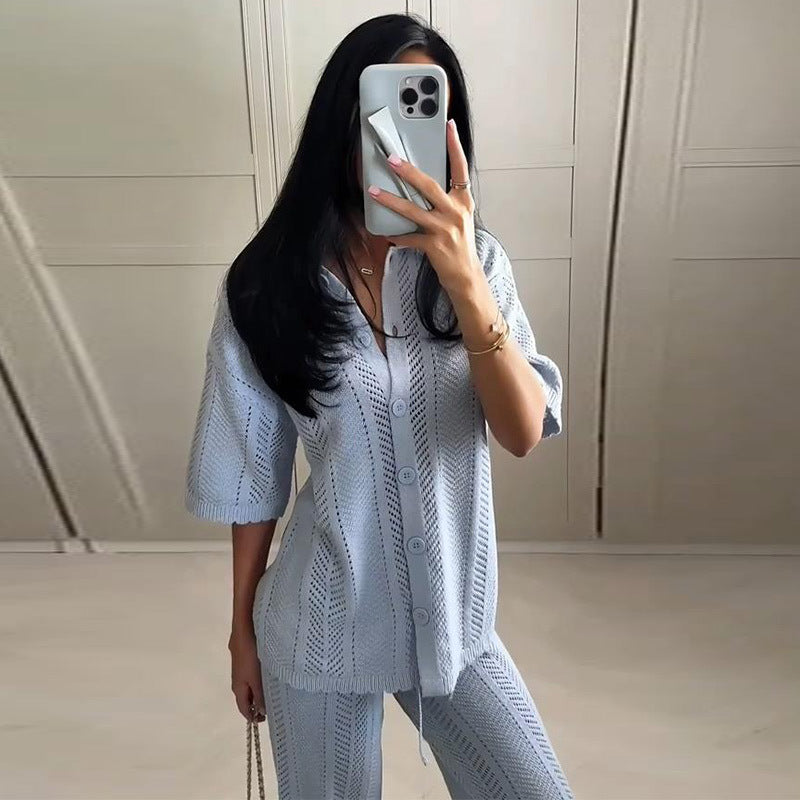 Elegant knit pants for women with structured pattern Chic und Stil