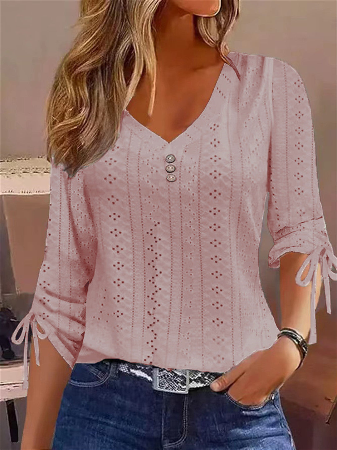 Blouse à col en V pour femmes avec détails froncés Chic und Stil