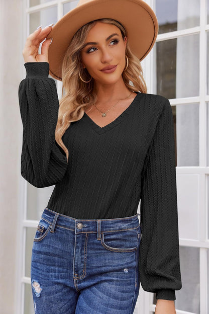 Femme pull en tricot avec une fine structure côtelée et un décolleté en V décontracté Chic und Stil
