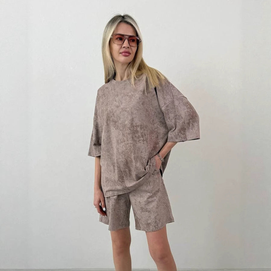 Dames ensemble décontracté à manches courtes en matériau doux avec shorts confortables Chic und Stil