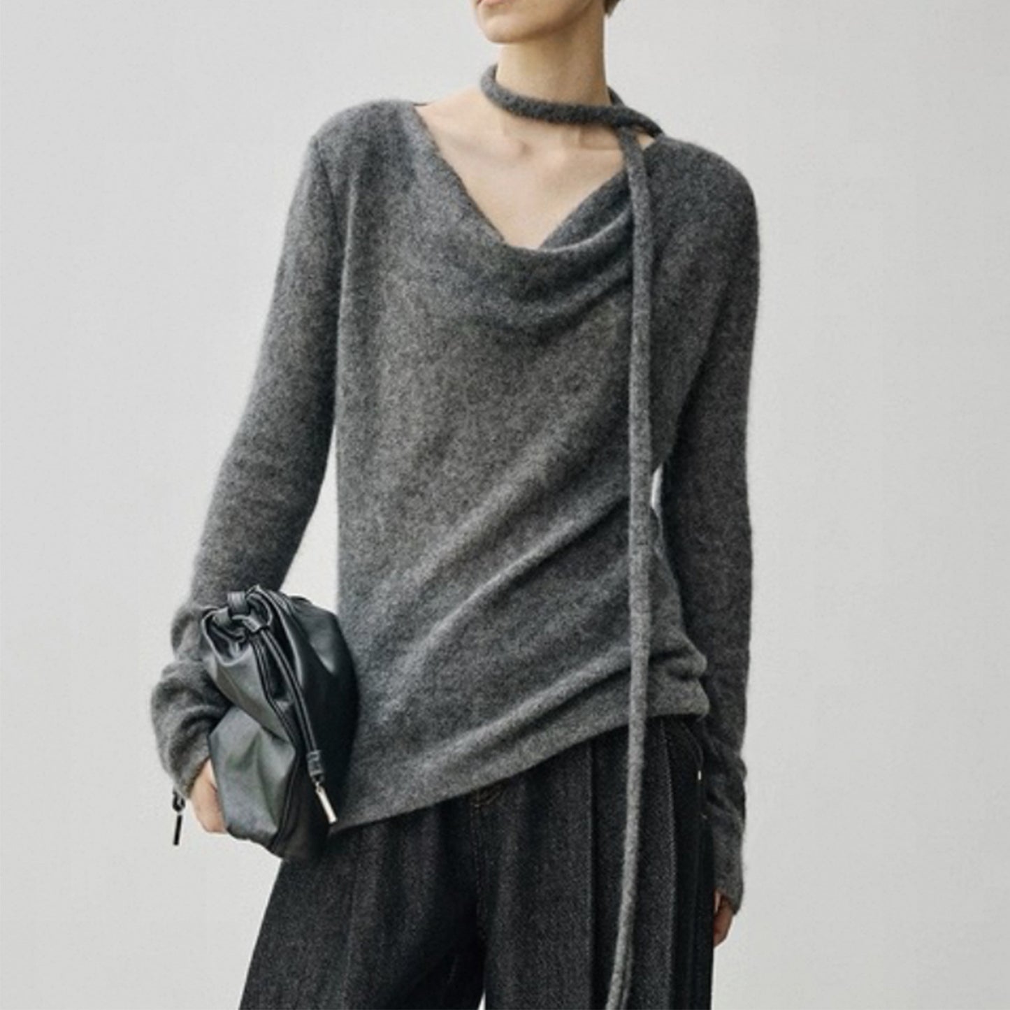 Dames Haut en tricot élégant avec décolleté ouvert et lien Chic und Stil