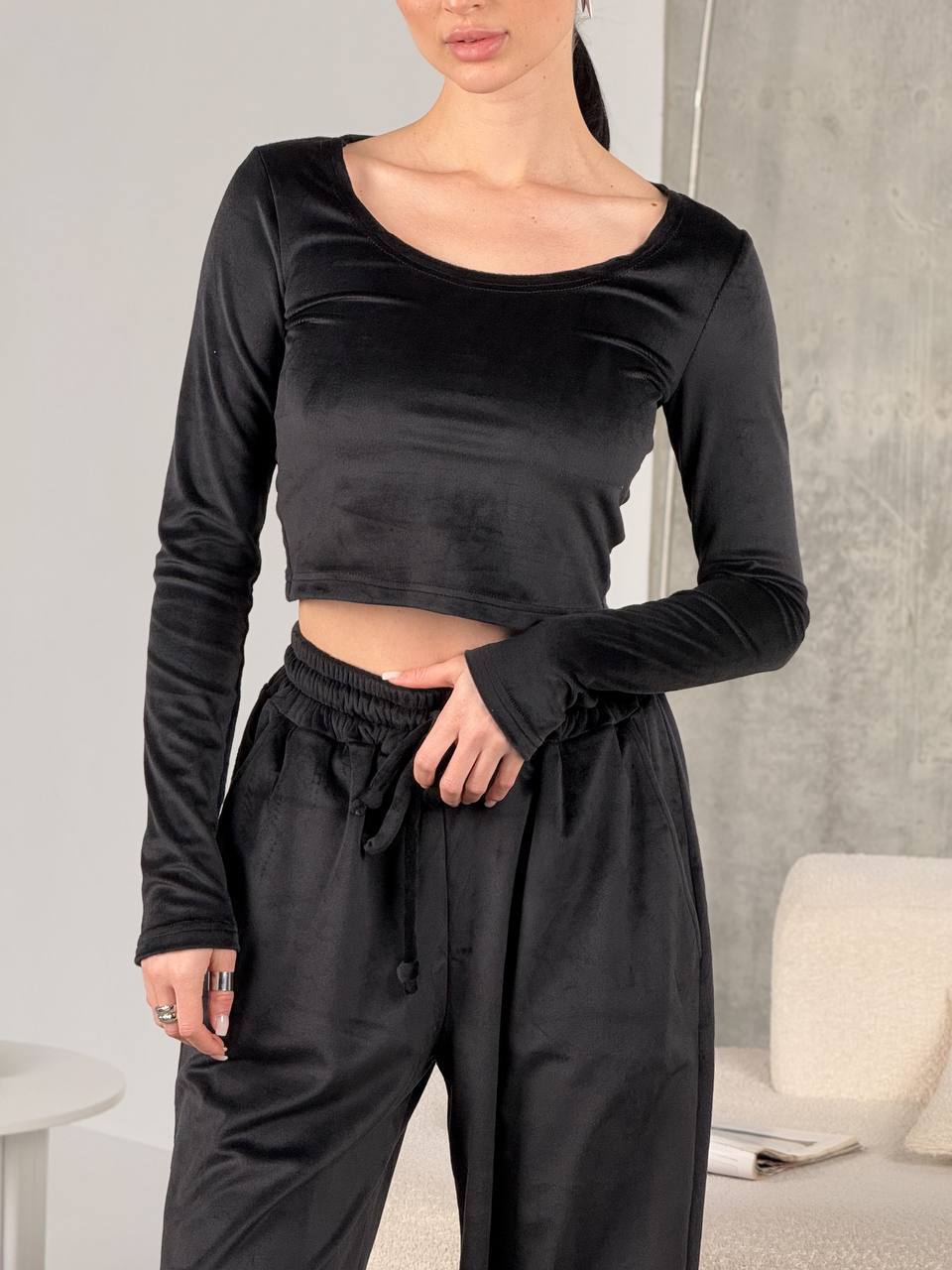 Pull cropped à manches longues et à l'ourlet élastique pour femmes Chic und Stil