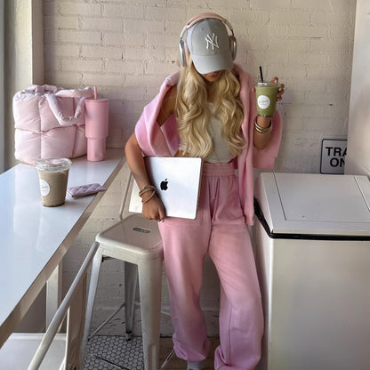 Women oversized casual hoodie with kangaroo pocket and chic tracksuit pants set