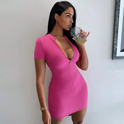 Robe courte ajustée à manches courtes pour femmes avec zip Chic und Stil