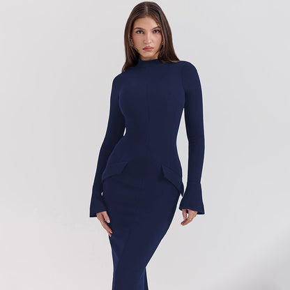 Femme Robe longue élégante et ajustée à manches longues avec un design moderne Chic und Stil