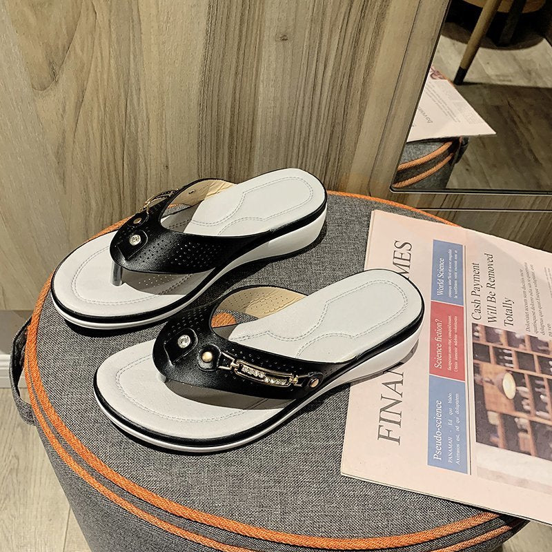 Sandales à brides d'orteils confortables pour femmes avec semelle intérieure de haute qualité et design à la mode Chic und Stil