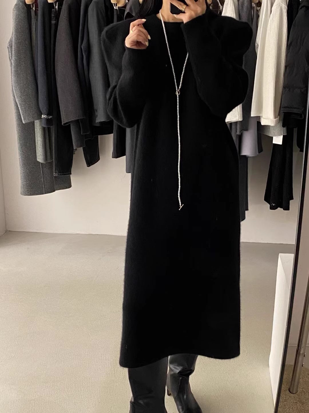 Robe en tricot élégante pour femmes avec des manches bouffantes et un col rond Chic und Stil