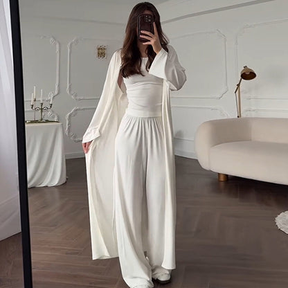 Combinaison de loungewear pour femmes avec un haut à manches longues et un pantalon palazzo large Chic und Stil
