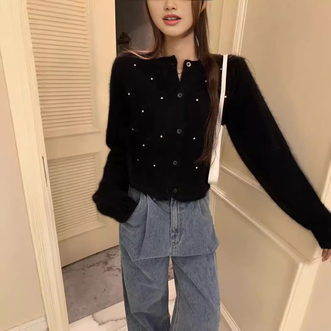 Dames élégante cardigan en tricot avec des accents de perles tendance Chic und Stil