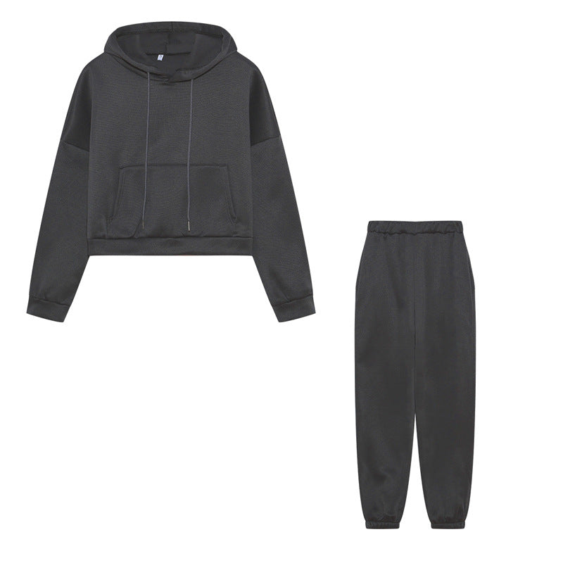 Femme Pull à capuche confortable avec coupe décontractée et poches pratiques Chic und Stil