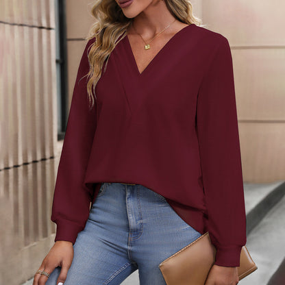 Dames élégante haut à col en V en tissu fin et avec des coutures raffinées Chic und Stil