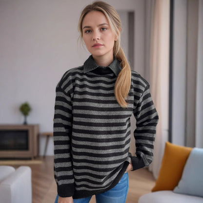 Pull décontracté pour dames avec motif rayé structuré et col à la mode Chic und Stil