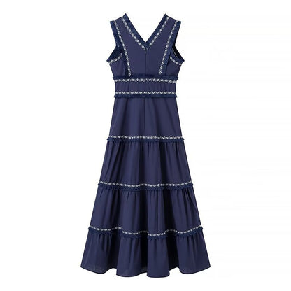 Robe maxi femme avec un élégant décolleté en V et des détails en volants Chic und Stil