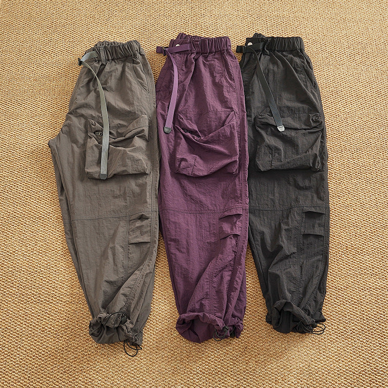 Women’s cargo pants with elastic waist and multifunctional pockets Chic and Style