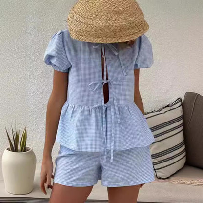 Chemisier à manches courtes pour femmes avec détails froncés et liens Chic und Stil