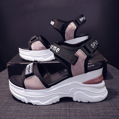 Sandales Sportives pour Femmes avec Design de Sangle Scintillante Chic und Stil