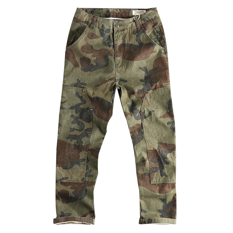 Men's cargo pants in modern camouflage design with multifunctional pockets Chic and Style