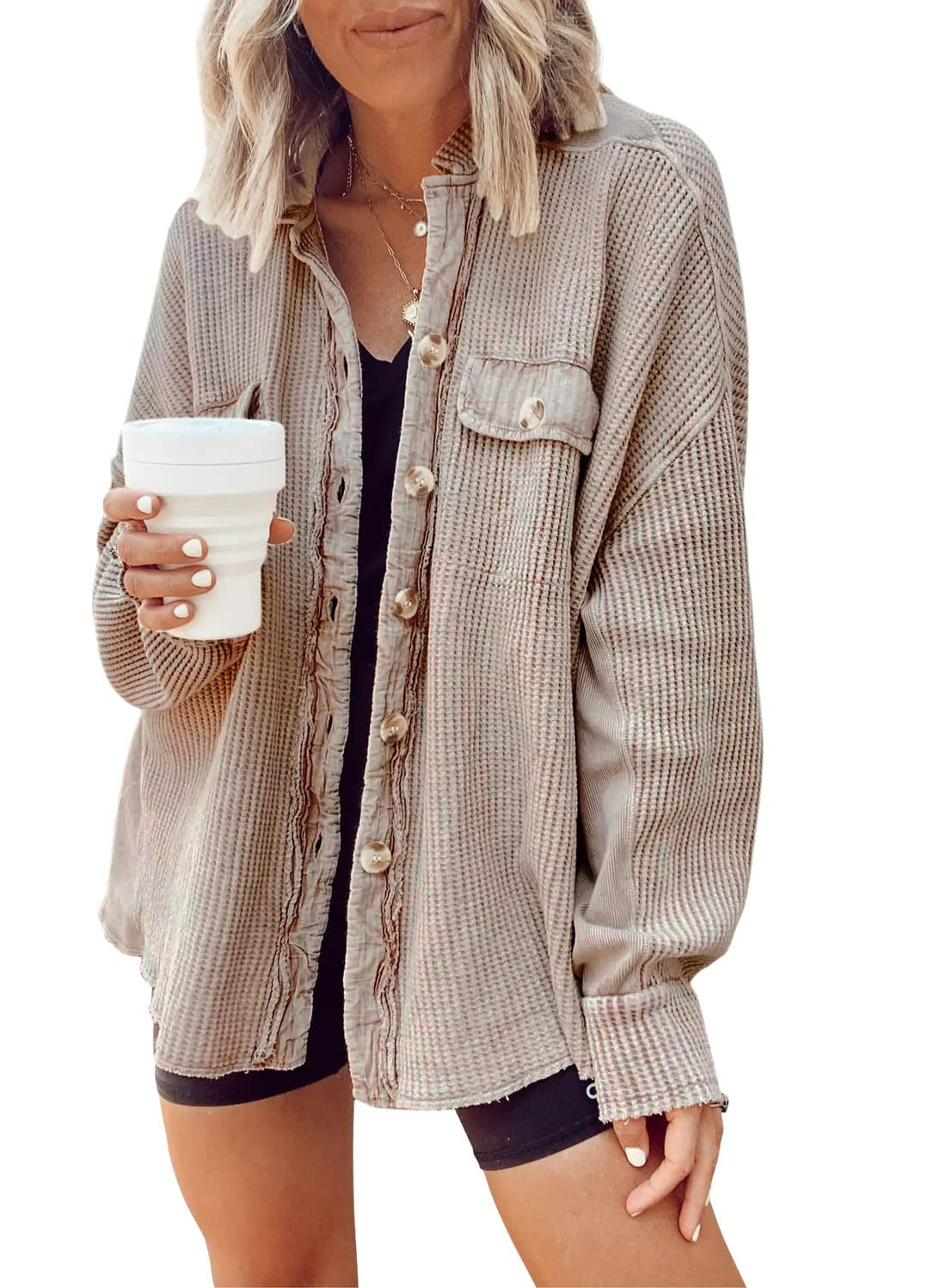 Dame Oversized Waffle-Shirtjacke avec patte de boutonnage et poches pratiques Chic und Stil