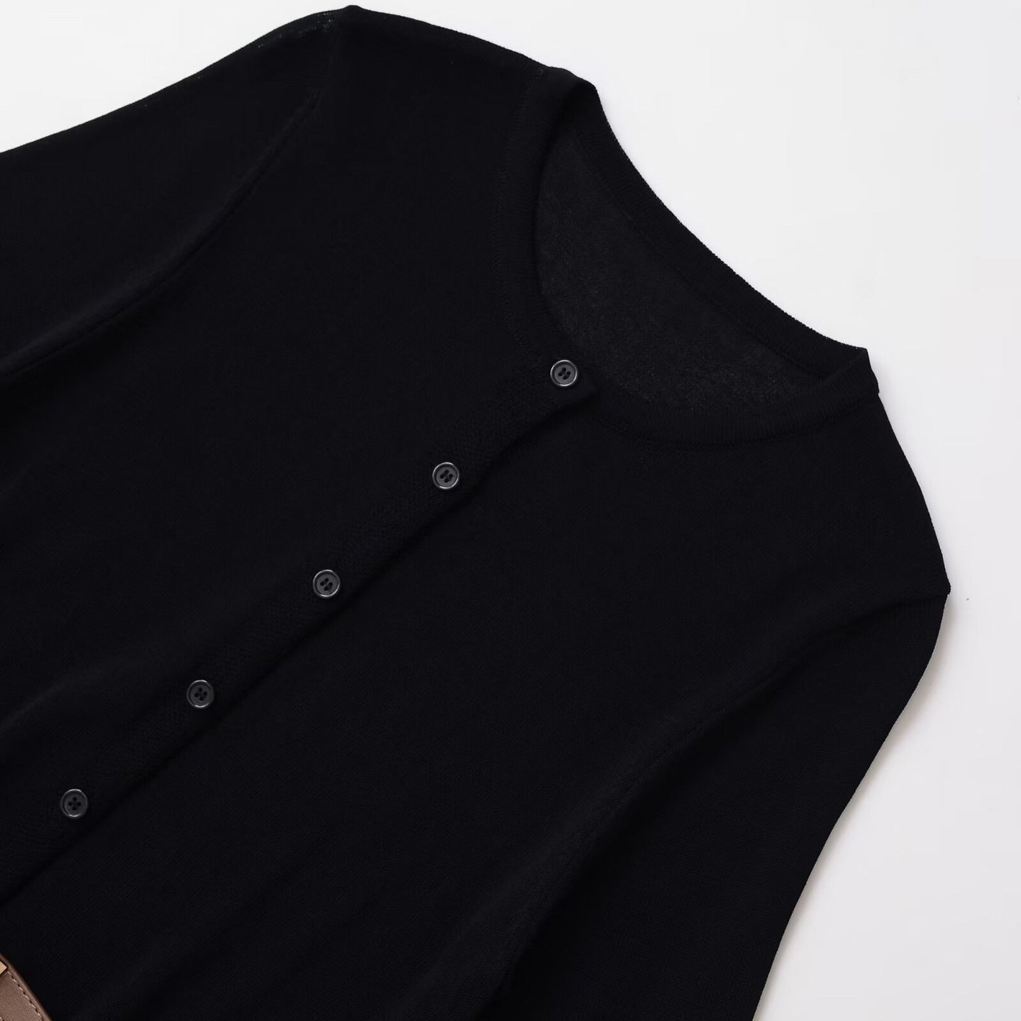 Dames élégante cardigan avec un design cintré Chic und Stil