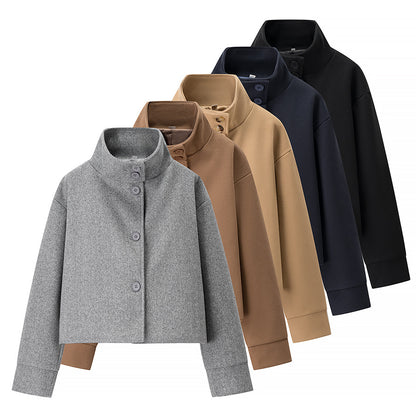 Dames élégante courte veste avec col haut et boutons décoratifs Chic und Stil