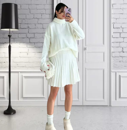 Dames pull en maille oversize avec une structure ribbed de haute qualité et une mini jupe assortie Chic und Stil