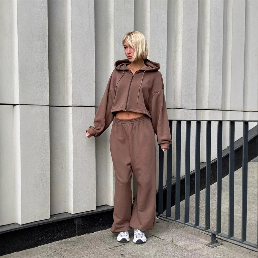 Oversized casual hoodie set for women and wide jogger pants Chic und Stil