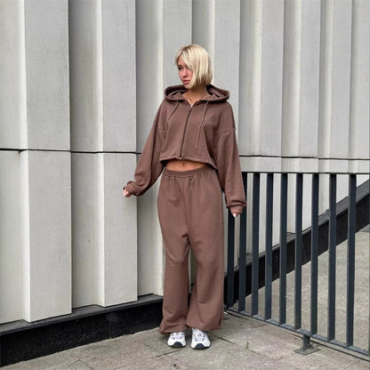 Oversized casual hoodie set for women and wide jogger pants Chic und Stil