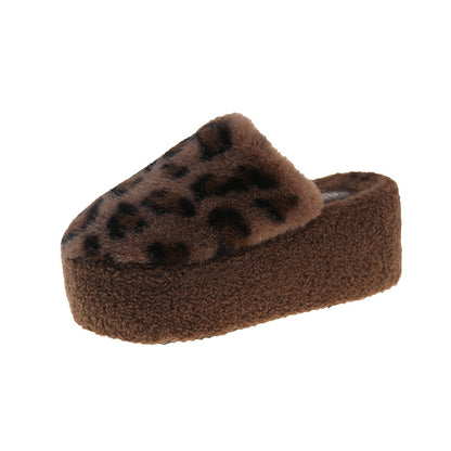 Dame Mocassins en peluche avec motif léopard Chic und Stil