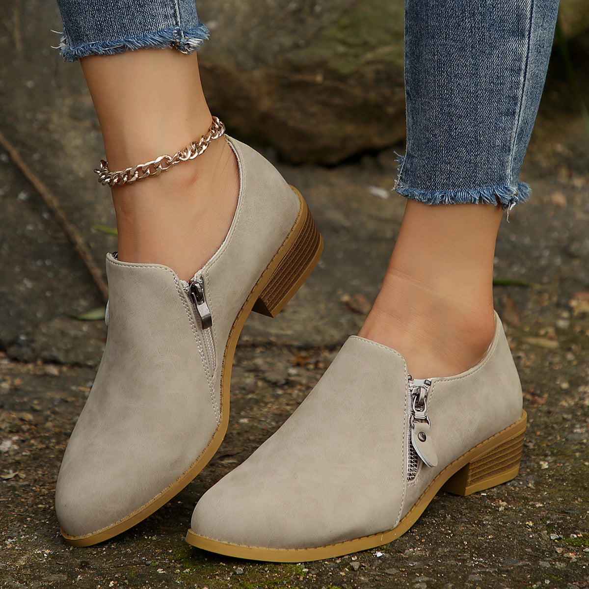 Bottines tendance pour femmes avec un design élégant de fermeture éclair Chic und Stil