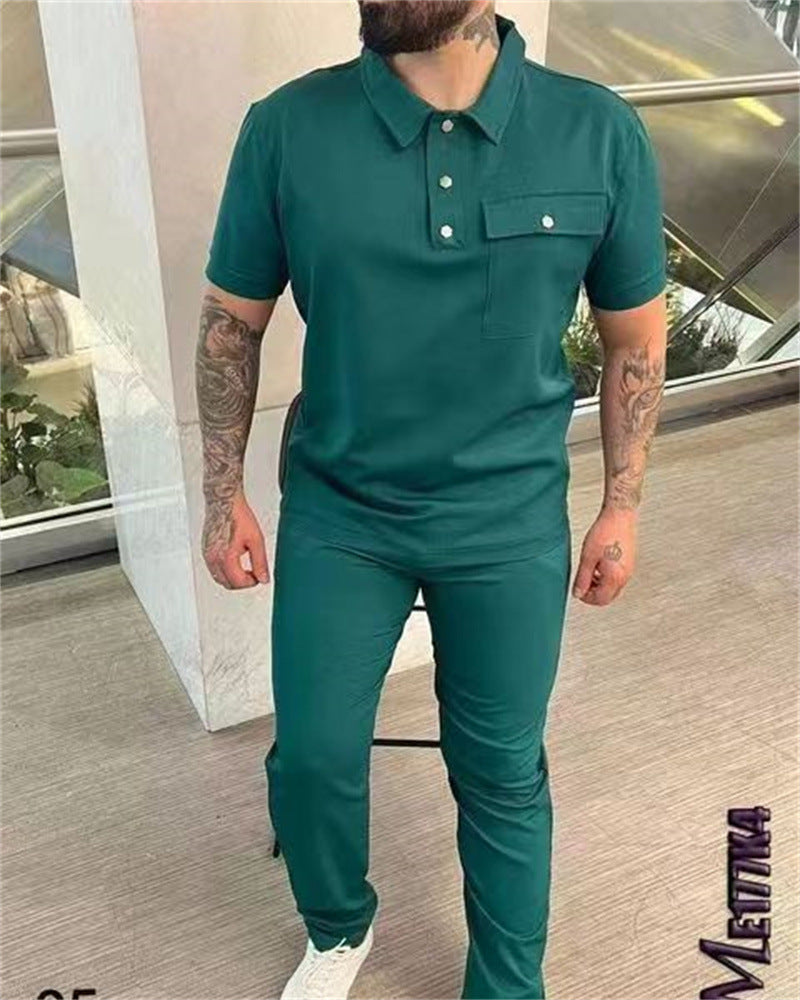 Stylish polo and pants set for men Chic und Stil