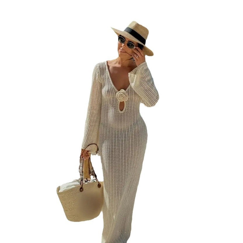 Robe maxi en tricot pour femmes avec décolleté en V profond et détail décoratif de bouton Chic und Stil