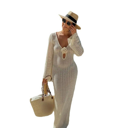 Robe maxi en tricot pour femmes avec décolleté en V profond et détail décoratif de bouton Chic und Stil