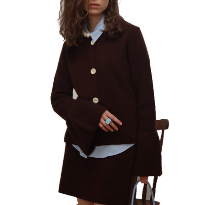 Chic und Stil | Vêtement féminin en tricot à manches originales