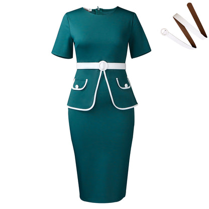 Femme Robe cintrée élégante avec application de poches pétillante et large ceinture Chic und Stil