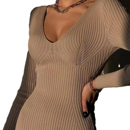 Robe maxi en tricot élégant pour dames avec une coupe raffinée et un design ajusté Chic und Stil