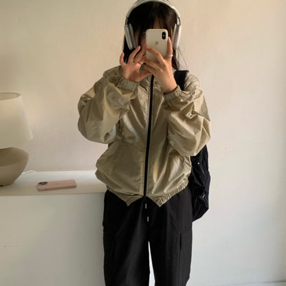 Veste de transition respirante pour femmes avec col haut Chic & Stil